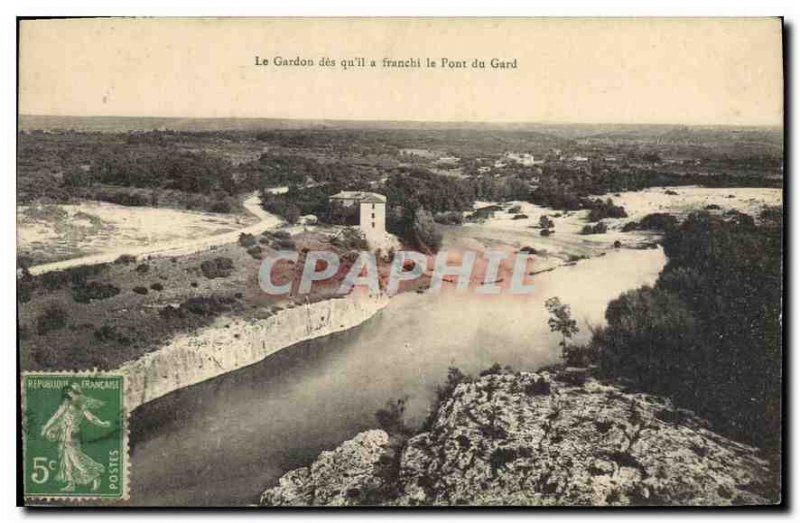 Postcard Old Gardon of qui'il crossed the Pont du Gard