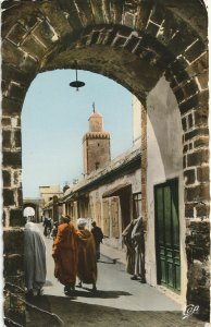 VINTAGE POSTCARD THE SOUQUE MARKET AT ESSAOUIRA MOROCCO POSTED 1968