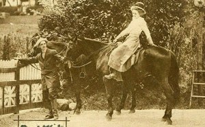 Postcard 1911 View of Gentleman escorting Young Lady on a Horse. Q5