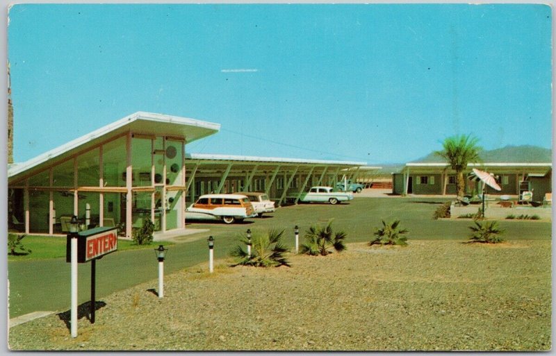 Desert Gem Motel Gila Bend Arizona AZ Automobiles Chase's Studio Postcard H63