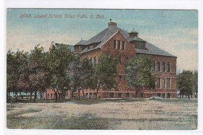 Lowell School Sioux Falls South Dakota 1913 postcard