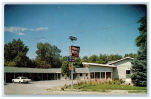 c1960 Sparky's Motel Exterior Building Lovelock Nevada Vintage Antique Postcard