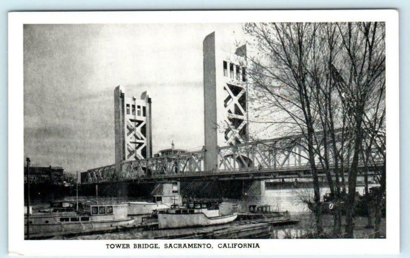 4 Postcards SACRAMENTO, CA ~ Tower Bridge, Sutter's Fort, Capitol ca 1940s