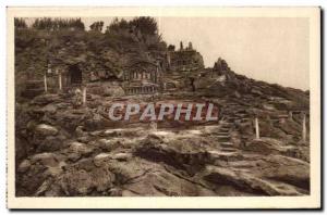 Old Postcard Cote d'Emeraude Rotheneuf The Rocks Sculptes the edge of the Pit