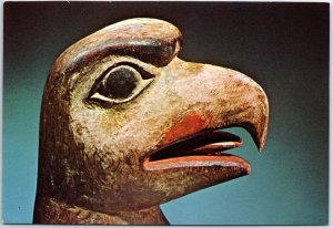 VINTAGE CONTINENTAL SIZE POSTCARD EAGLE HEAD EXHIBI AT FIELD MUSEUM CHICAGO