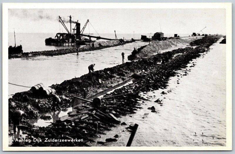 Vtg Netherlands Aanleg Dijk Zuiderzeewerken Construction Zuiderzee Dike Postcard