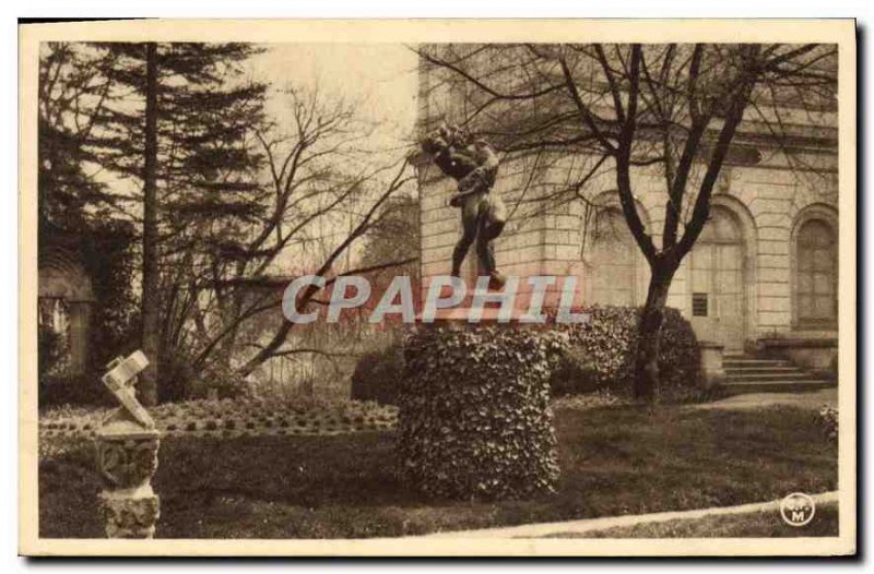 Old Postcard Montargis Dog Fight Statue