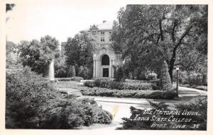 Ames Iowa State University/College-Memorial Union Building & Fountain~40s RPPC
