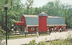 Wheeling West Virginia Glebays Good Zoo the Red Barn vintage pc Y13778