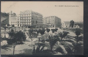 Algeria Postcard - Alger - Boulevard Laferriere    T9886