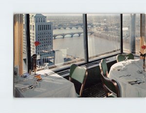 Postcard The Sky Room, Deshler Hilton Hotel, Columbus, Ohio