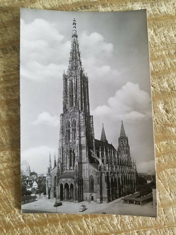 VTG UNUSED REAL PHOTO POSTCARD.TALLEST CHURCH TOWER IN WORLD-ULM MUNSTER*P3