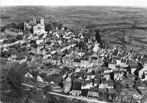 BR20115 Vezelay vue aerienne de la ville france