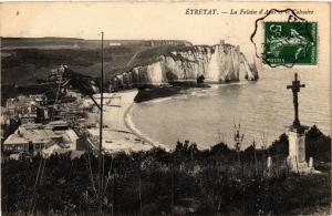 CPA ETRETAT-La Falaise d'Aval et le Calvaire (269850)