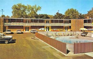 Clare MI Doherty Motor Hotel Old Cars Postcard