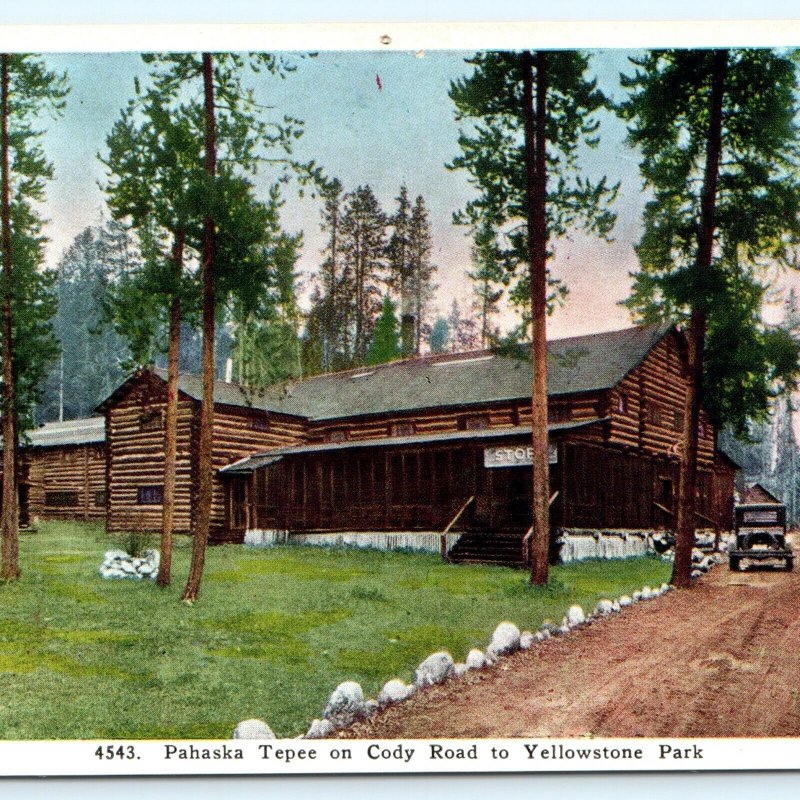 c1920s Cody Road to Yellowstone Pahaska Tepee Photo Postcard Litho Park WY A32