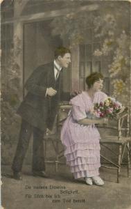 Romantic couple love lovers flowers german text vintage postcard