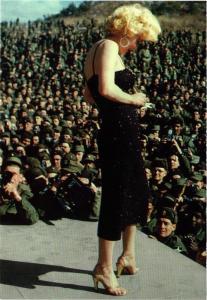 CPM AK Marilyn Monroe FILM STAR (717469)
