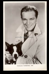 b1675 - Film Actor - Douglas Fairbanks Jnr. - Picturegoer No.215b - postcard