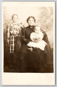 RPPC Sweet Edwardians Lola Dorothy Raymond Grandmother Children Postcard R25