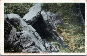 Postcard NH White Mountains - Franconia Notch - Bears Den at The Flume