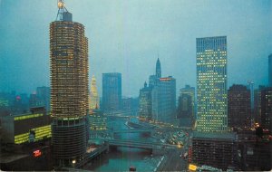Postcard United States of America Chicago skyline