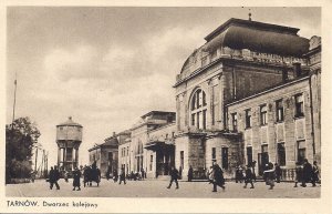 POLAND, Tarnow, Railway Station, 1939, Depot, People, Pre-War