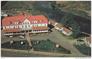Hotel Des Sables Rouges, Carleton-Sur-Mer, Quebec, Canada, 1940-1960s