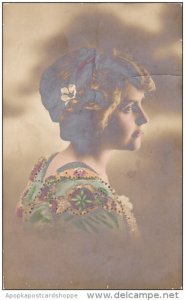 Beautiful Lady With Hat 1916 Real Photo