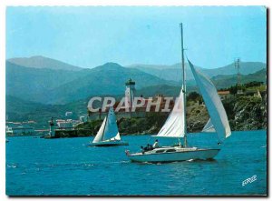 Postcard Modern Riviera Vermeolle Port Vendres Regates veering Lighthouse