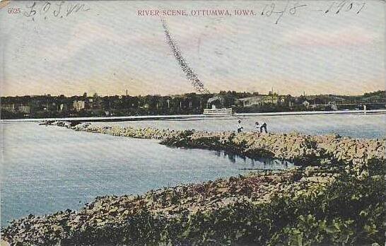Iowa Ottumwa River Scene