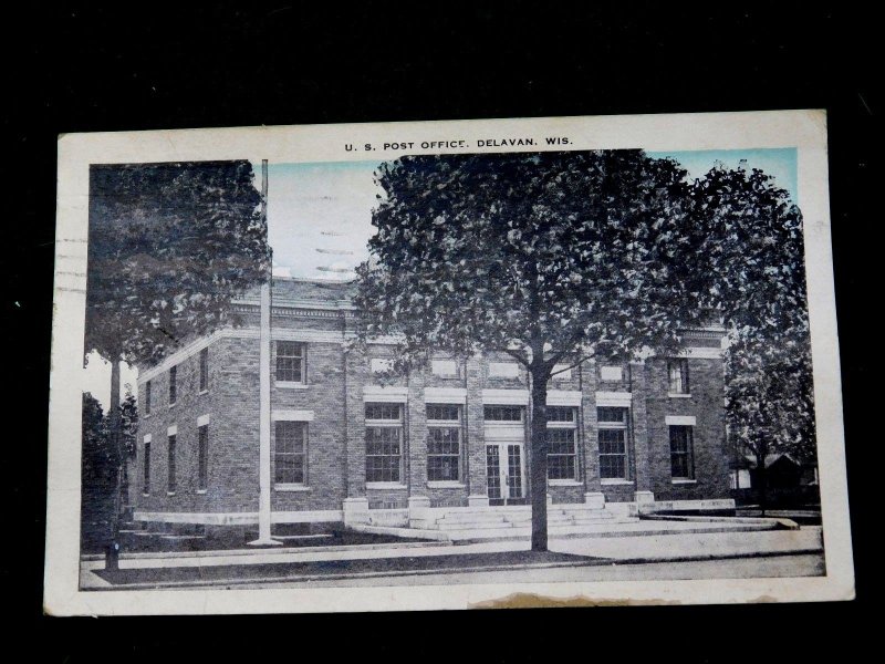 Vintage Early US Post Office, Delavan, Wisconsin Postcard P25
