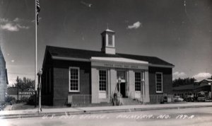 RPPC  Palmyra Missouri  Post Office   Real Photo Postcard  c1950