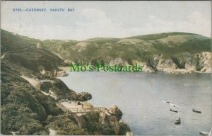 Channel Islands Postcard - Guernsey - Saints Bay   RS25765