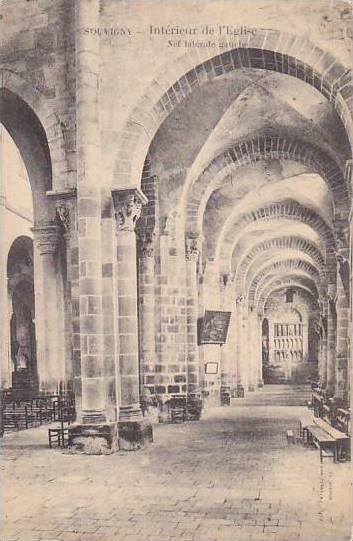 France Souvigny Interieur de l'Eglise