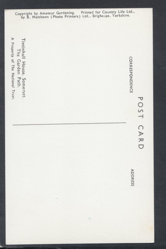 Somerset Postcard - The Garden Path, Tintinhull House    HP159