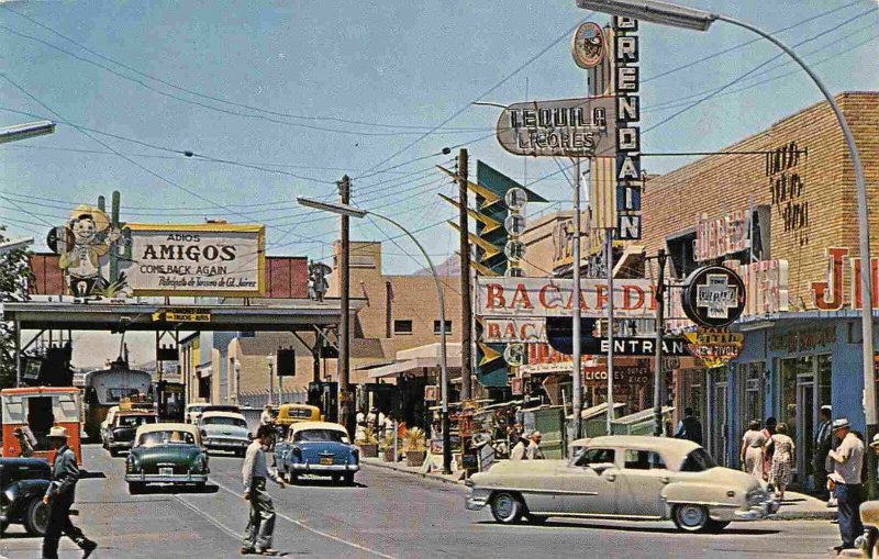 Puente Internacional Cars Santa Fe Ciudad Juarez Mexico 1967 postcard