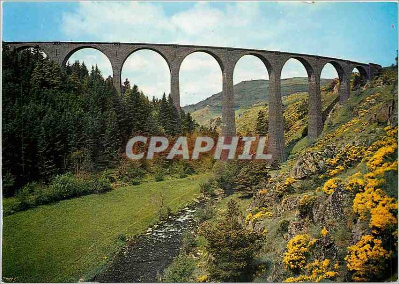 Postcard Modern Monastier sur Gazeille (Haute Loire) Alt 950 m viaduct Recoum...