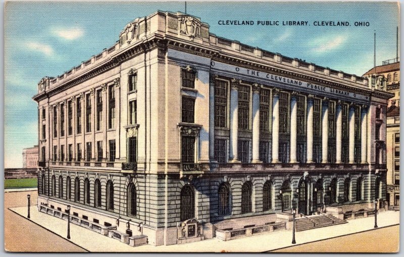 Cleveland Ohio OH, Public Library Building, Roadstreet Corner, Vintage Postcard