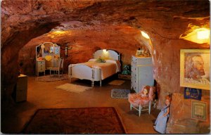 Postcard Master Bedroom World Famous Hole 'N The Rock Home near Moab, Utah