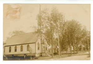 VT - Moretown. Catholic Church circa 1909   RPPC   (creases)