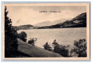 Laffrey Auvergne-Rhône-Alpes France Postcard The Great Lake 1951 Vintage