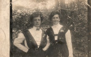 Vintage Postcard RPPC 1909 Two Woman Posing for Portrait in Woods Photo