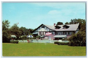 c1960's Delaware Country Club Exterior Muncie Indiana IN Unposted Pool Postcard 