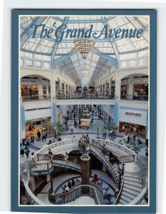 Postcard The Grand Avenue, Milwaukee, Wisconsin