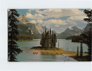 M-122949 Maligne Lake Jasper National Park Canada