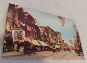 S. Broadway Aurora Illinois Postcard Schreul Studio  Colourpicture A93942