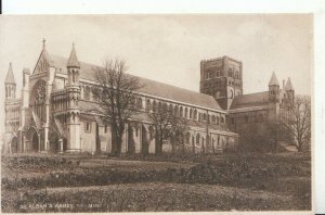 Hertfordshire Postcard - St Albans Abbey - Ref 18696A