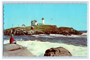 Vintage Nubble Light, York Beach, Maine. Postcard P71E