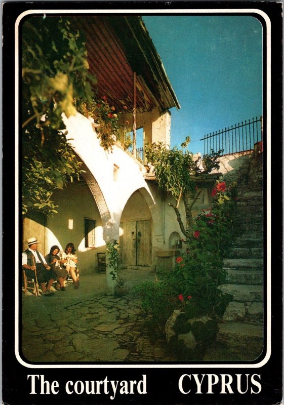 CYPRUS courtyard Continental Postcard CA16